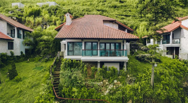 Вилла Executive on The Rock с 3 комнатами Курортный отель Ville De Mont Mountain Resort