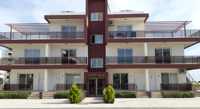 Na Poberezh'e Sredizemnogo Morya Apartments, Book Apartment Hotels in Northern Cyprus with a Pool, Swimming Pool