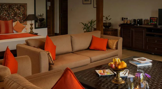 Люкс Sky с балконом и с красивым видом из окна Aditya Resort, Hikkudawa