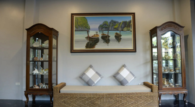 Отель The Scene Cliff View Villas