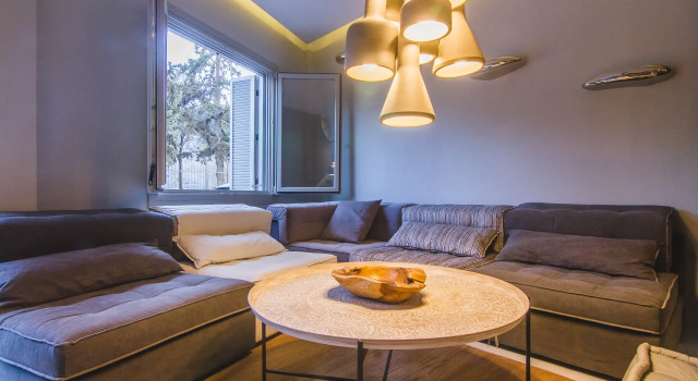 Люкс с 3 комнатами с балконом и с красивым видом из окна Acropolis Luxury Apartments