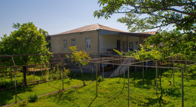 Irakli Guest House, Rezervovat Penzión Hotely v Imereti s parkováním, Parkování