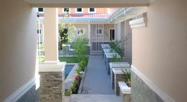 Семейный люкс с балконом Venezia Suites Resort Panglao