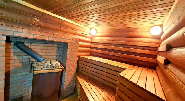 Na Shkolnoy 7b Guest house, Buchen Sie Pension Zalivino 