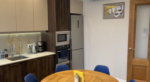 LuxApart Flat, Rezervovat Apartmán Hotely v Novgorodská oblast s parkováním, Parkování