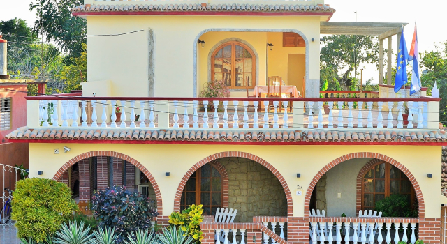 CUBA Guest House, Rezervați Pensiune Hoteluri în Sancti Spiritus cu mese, Demipensiune / Pensiune completă