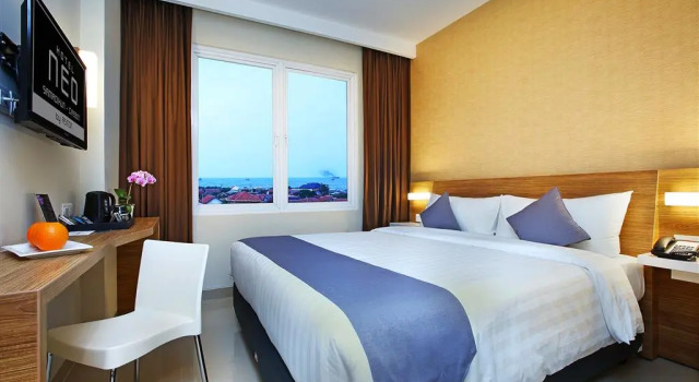 Standard Double room Hotel NEO Cirebon by ASTON