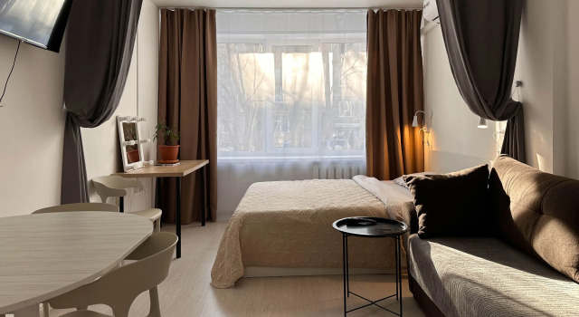 Prostornaya 3-komnatnaya kvartira u teatra Kamala i naberezhnoy Kabana Flat, Prenota Appartamento Hotel a Tatarstan con parcheggio, Parcheggio