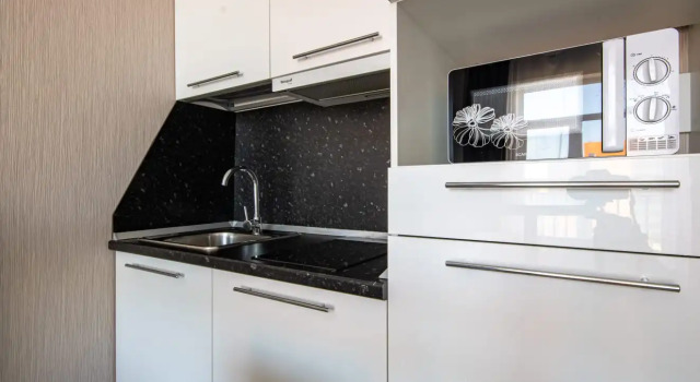 Studiya lyuks s lodzhiey Apartments, Rezervovat Apartmán Moskovskiy district Petrohrad