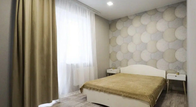 3-kh Komnatnaya V Oruzheynoy Stolitse Flat, Prenota Appartamento Hotel a Central Russia con parcheggio, Parcheggio