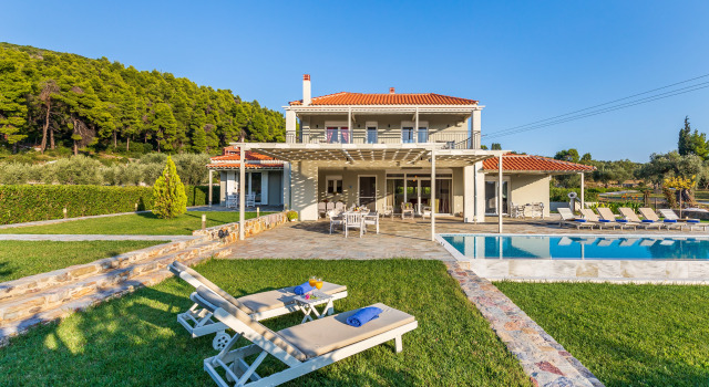 Luxury Villa with Private Pool in Skopelos, Ideal for Families, Villa Aelia by Kardous, Забронировать Вилла Виллы Скопелос, Вилла