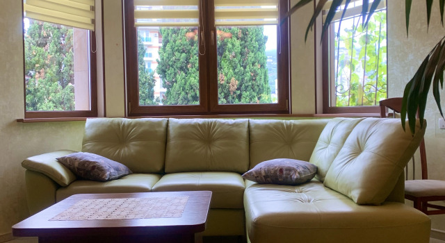 Kokos Apartments 1, Book Apartment Yalta 