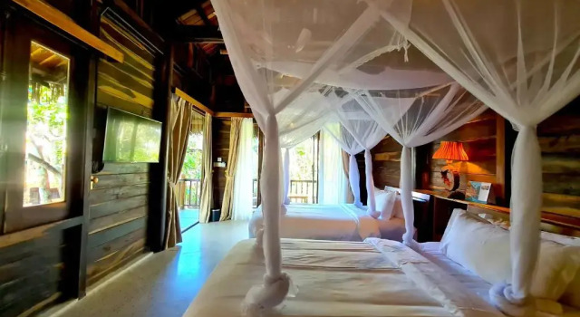 Двухместное бунгало Premium Jungle с балконом и с видом на сад Курортный отель Ocean Bay Phu Quoc Resort and Spa