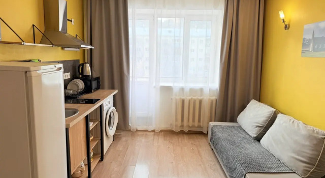 Svetlye Na Gorykogo Apartments, Book Apartment Hotels in Kirov Region with Parking, Parking