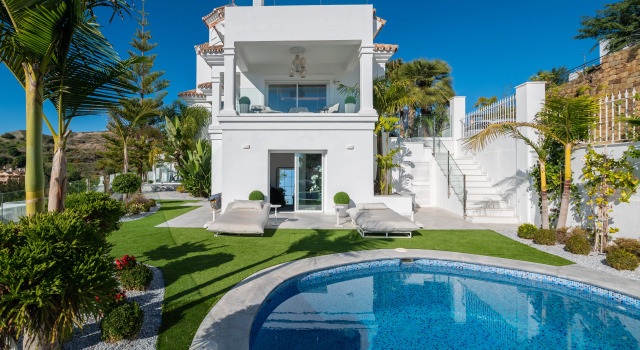 Вилла All About Villa Estrella de Oro, Забронировать Вилла Бизнес-отели Бенаавис, 4* 5*
