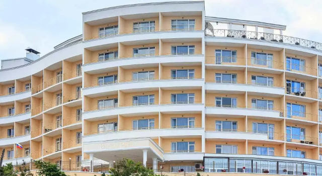 Hotel Barton Park Travel, Rezervovat Hotel Alushta 