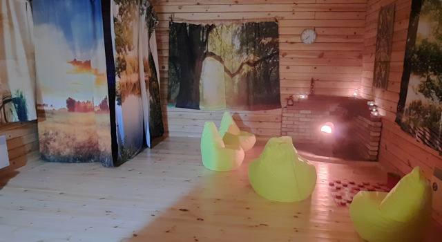 Dom Banya Ugra Private House, Prenota Casa vacanze Hotel a Central Russia con parcheggio, Parcheggio