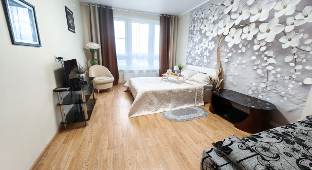 S Prekrasnym Vidom S 23 Etazha Flat