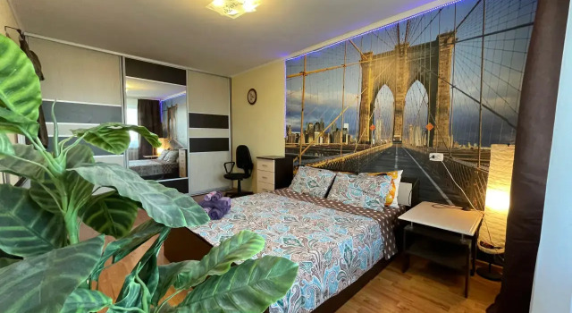 Uyutnaya Kvartira S Vidom Na Gorod I Park Flat, Book Apartment Hotels in Kirov Region with Parking, Parking