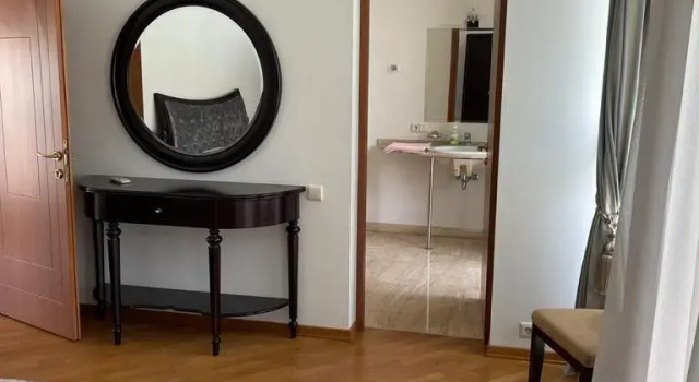Коттедж Вилла Royal Hills