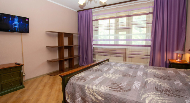 rjadom s Gorbushkoj Apartments, Boek Appartement Filevsky Park , in de buurt van Bagrationovskaya Metro Station