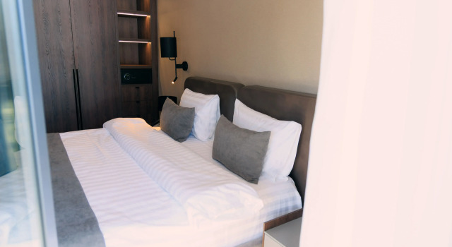 Четырёхместные апартаменты с балконом и с красивым видом из окна Отель 7Peaks Family Resort