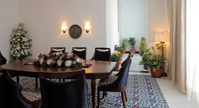 Двухместный люкс Presidential Dushanbe Serena Hotel