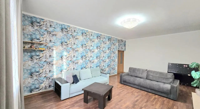 3 -Komn V Tsentre Goroda Apartments, Buchen Sie Ferienwohnung Apartments in Buryatia, Ferienwohnung