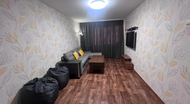 Uyutnaya 2-Kh Komnatnaya Flat, Prenota Appartamento Hotel a Murmansk Region con parcheggio, Parcheggio