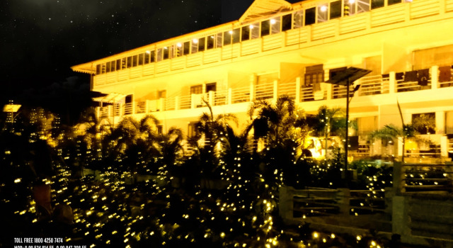 Отель Resort, Забронировать Курортный отель Отели Понмуди с парковкой, Парковка