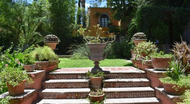 Tres Fuentes Hotel Boutique, Забронировать Отель Отели Сан-Мигель-де-Альенде с парковкой, рядом с Las Monjas Temple, Парковка
