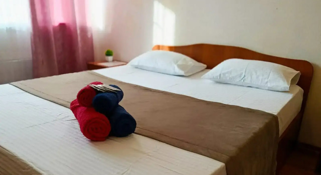 Kvartira Alexhome Rp Sverdlovskiy Molodezhnaya 1 Apartments, Buchen Sie Ferienwohnung Hotels in Oblast Moskau mit Parkplatz, Parkplätze