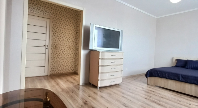 Квартира со всеми удобствами, Забронировать Апартаменты/квартира Тюмень Тюменский район, рядом с Остановочный пункт 2136 км