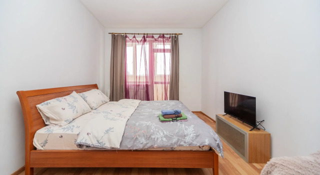 Zhasmin V Tsentre Goroda Flat, Rezerwuj Apartament Hotele w Perm Krai z parkingiem, Parking
