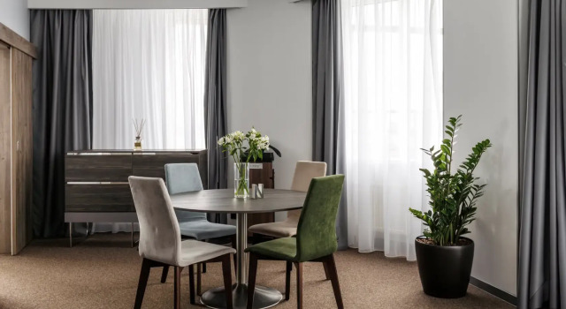 Двухместный люкс с 3 комнатами с красивым видом из окна Novotel Санкт-Петербург Центр