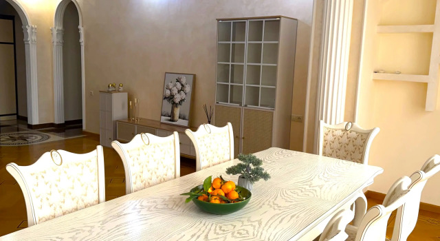 S 2 Spalnyami I S Balkonom V Tsentre Goroda Ot Sweet Home Apartment, Prenota Appartamento Erevan Armenia, vicino a Matenadaran