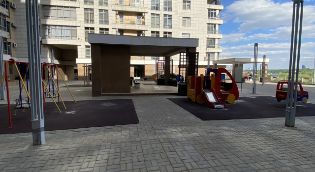1 Beregovaya Liniya S Vidom Na Naberezhnuyu I Kreml Flat, Prenota Appartamento Hotel a Tatarstan con parcheggio, Parcheggio