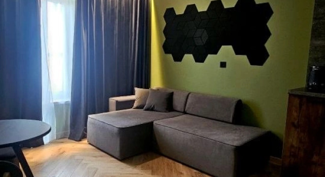 Dizaynerskie Honeycomb V Stile Eco-Loft Apartments, Prenota Appartamento Hotel a Tyumen Region con parcheggio, Parcheggio