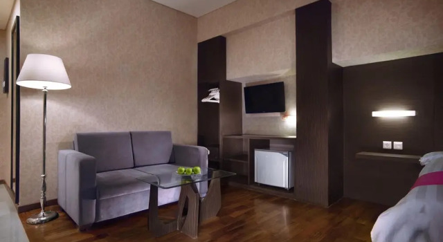 Executive suite favehotel Graha Agung Surabaya