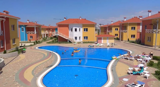 Bukhta Kruglaya Apartment hotel, Rezerwuj Guesthouse Hotele w Sewastopol z basenem, Basen