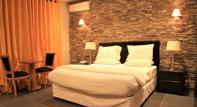 Одноместный номер Standard с балконом и с красивым видом из окна The Country Lodge Hotel