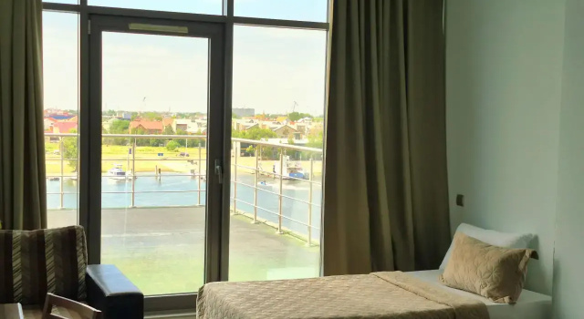 Prostornye Apartamenty S Terrasoy S Vidom Na Vodu Apartments, Prenota Appartamento Astrachan' Astrakhan Region