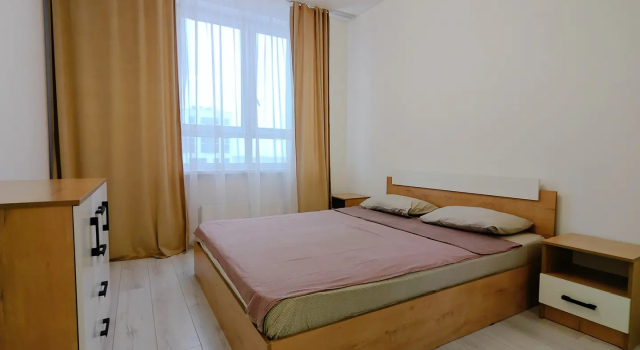 Uyutnaya Novaya Laksheri  1+ Flat, Prenota Appartamento Tjumen' 