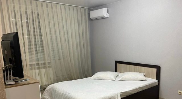 Odnokomnatnaya Na A. Kutuya  Apartments, Prenota Appartamento Avtozavodsky district 
