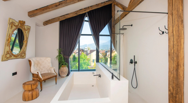 Двухместный люкс with Bathtub with Terrace To Be Social House
