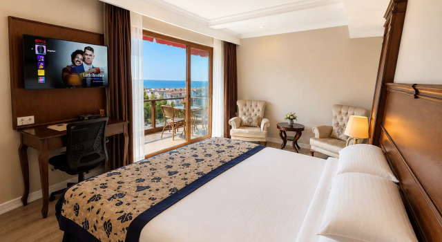 Отель GLK Premier The Home Suites & Spa