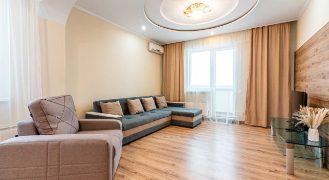 Просторная 3-х комнатная квартира в стиле минимализм, Prenota Appartamento Hotel a Almaty con parcheggio, Parcheggio