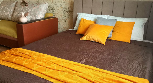 Uyutnaya I Prostornaya Flat, Prenota Appartamento Hotel a Tyumen Region con parcheggio, Parcheggio