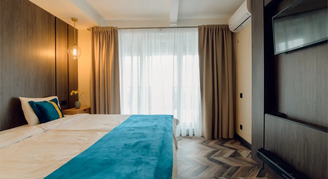 Двухместные Studio Apartment with terrace Lux c 1 комнатой Отель Tulip Residence & Spa