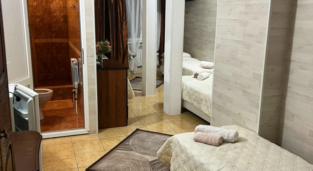 Пятиместная студия Deluxe с красивым видом из окна Гостевой дом У Елены